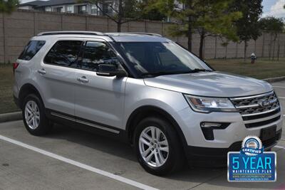 2018 Ford Explorer XLT 4X4 BK/CAM 3rd ROW HWY MILES NEW CAR TRADE IN   - Photo 4 - Stafford, TX 77477