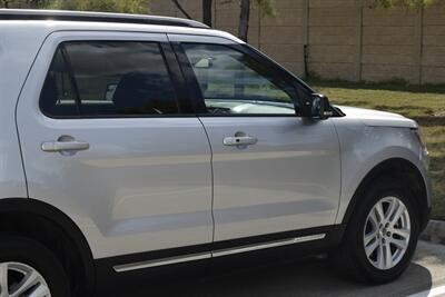 2018 Ford Explorer XLT 4X4 BK/CAM 3rd ROW HWY MILES NEW CAR TRADE IN   - Photo 21 - Stafford, TX 77477