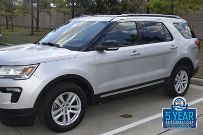 2018 Ford Explorer XLT 4X4 BK/CAM 3rd ROW HWY MILES NEW CAR TRADE IN   - Photo 7 - Stafford, TX 77477