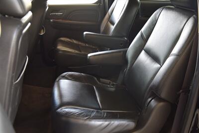 2013 Cadillac Escalade ESV LUXURY NAV BK/CAM S/ROOF 1 TX OWN   - Photo 35 - Stafford, TX 77477