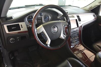 2013 Cadillac Escalade ESV LUXURY NAV BK/CAM S/ROOF 1 TX OWN   - Photo 27 - Stafford, TX 77477