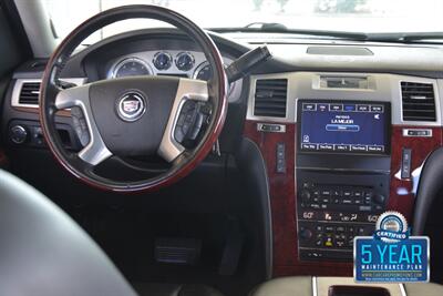 2013 Cadillac Escalade ESV LUXURY NAV BK/CAM S/ROOF 1 TX OWN   - Photo 23 - Stafford, TX 77477