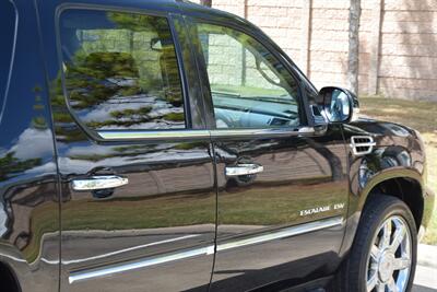 2013 Cadillac Escalade ESV LUXURY NAV BK/CAM S/ROOF 1 TX OWN   - Photo 18 - Stafford, TX 77477