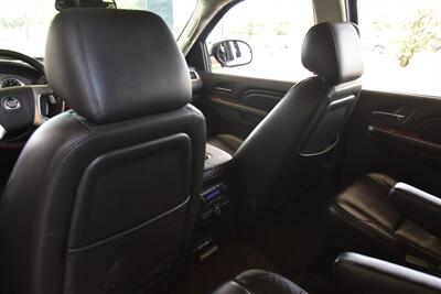 2013 Cadillac Escalade ESV LUXURY NAV BK/CAM S/ROOF 1 TX OWN   - Photo 33 - Stafford, TX 77477