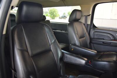 2013 Cadillac Escalade ESV LUXURY NAV BK/CAM S/ROOF 1 TX OWN   - Photo 38 - Stafford, TX 77477