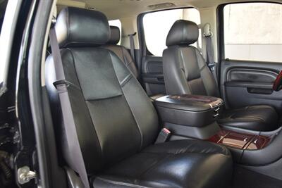 2013 Cadillac Escalade ESV LUXURY NAV BK/CAM S/ROOF 1 TX OWN   - Photo 32 - Stafford, TX 77477