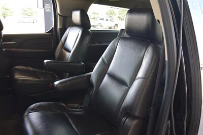 2013 Cadillac Escalade ESV LUXURY NAV BK/CAM S/ROOF 1 TX OWN   - Photo 37 - Stafford, TX 77477
