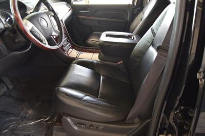 2013 Cadillac Escalade ESV LUXURY NAV BK/CAM S/ROOF 1 TX OWN   - Photo 29 - Stafford, TX 77477