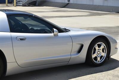 1997 Chevrolet Corvette COUPE 6SPD MANUAL 17K LOW MILE BOTH REMOVABLE TOPS   - Photo 18 - Stafford, TX 77477