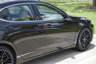 2015 Acura TLX w/Tech PKG LTHR ROOF 20 NICHE WHLS FRESH TRADE   - Photo 18 - Stafford, TX 77477