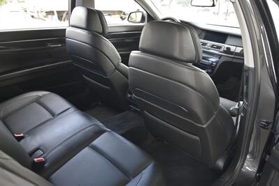 2012 BMW 750Li PREM/SPTS PKG NAV BK/CAM 55K ORIG MILES NICE   - Photo 35 - Stafford, TX 77477