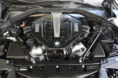 2012 BMW 750Li PREM/SPTS PKG NAV BK/CAM 55K ORIG MILES NICE   - Photo 41 - Stafford, TX 77477