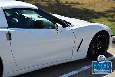 2012 Chevrolet Corvette COUPE 6 SPD MANUAL PREM WHLS FRESH TRADE IN   - Photo 18 - Stafford, TX 77477