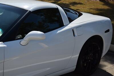 2012 Chevrolet Corvette COUPE 6 SPD MANUAL PREM WHLS FRESH TRADE IN   - Photo 9 - Stafford, TX 77477