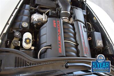 2012 Chevrolet Corvette COUPE 6 SPD MANUAL PREM WHLS FRESH TRADE IN   - Photo 32 - Stafford, TX 77477