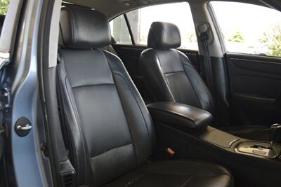2010 Hyundai Genesis 4.6L V8 LUXURY LTHR ROOF HTD STS HWY MILES CLEAN   - Photo 33 - Stafford, TX 77477