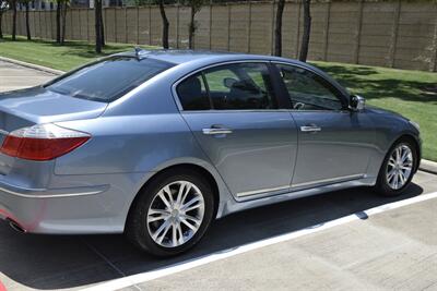2010 Hyundai Genesis 4.6L V8 LUXURY LTHR ROOF HTD STS HWY MILES CLEAN   - Photo 16 - Stafford, TX 77477