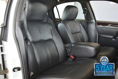 2011 Lincoln Town Car SIGNATURE LIMITED 70K LOW MILES LOADED FRESH TRADE   - Photo 33 - Stafford, TX 77477