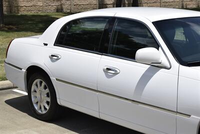 2011 Lincoln Town Car SIGNATURE LIMITED 70K LOW MILES LOADED FRESH TRADE   - Photo 8 - Stafford, TX 77477