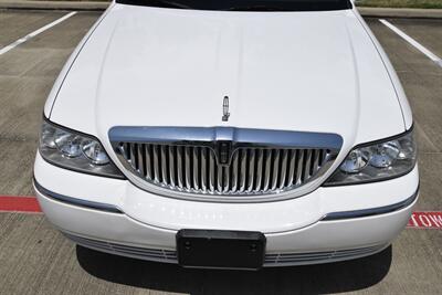 2011 Lincoln Town Car SIGNATURE LIMITED 70K LOW MILES LOADED FRESH TRADE   - Photo 12 - Stafford, TX 77477