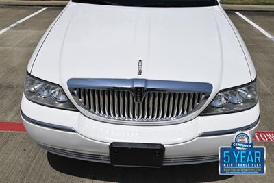 2011 Lincoln Town Car SIGNATURE LIMITED 70K LOW MILES LOADED FRESH TRADE   - Photo 12 - Stafford, TX 77477