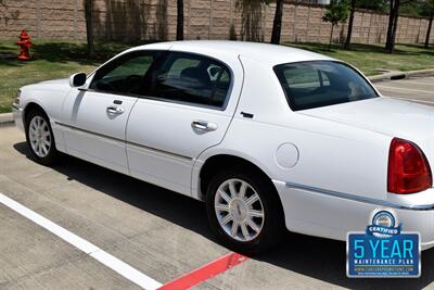 2011 Lincoln Town Car SIGNATURE LIMITED 70K LOW MILES LOADED FRESH TRADE   - Photo 15 - Stafford, TX 77477