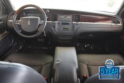 2011 Lincoln Town Car SIGNATURE LIMITED 70K LOW MILES LOADED FRESH TRADE   - Photo 26 - Stafford, TX 77477