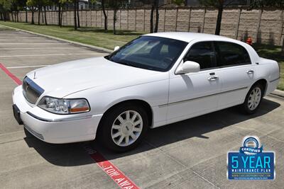 2011 Lincoln Town Car SIGNATURE LIMITED 70K LOW MILES LOADED FRESH TRADE   - Photo 5 - Stafford, TX 77477