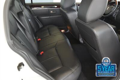 2011 Lincoln Town Car SIGNATURE LIMITED 70K LOW MILES LOADED FRESH TRADE   - Photo 37 - Stafford, TX 77477