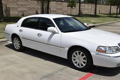 2011 Lincoln Town Car SIGNATURE LIMITED 70K LOW MILES LOADED FRESH TRADE   - Photo 6 - Stafford, TX 77477