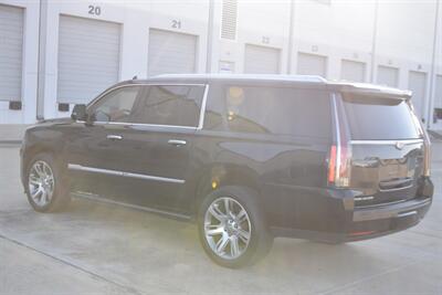 2015 Cadillac Escalade ESV AWD PREMIUM NAV BK/CAM S/ROOF TV/DVD NICE   - Photo 13 - Stafford, TX 77477