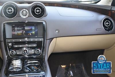 2016 Jaguar XJ L R-Sport AWD 68K LOW MILES NAV PANO ROOF CLEAN   - Photo 33 - Stafford, TX 77477