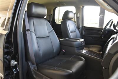 2013 GMC Yukon DENALI NAV BK/CAM REAR DVD HWY MILES CLEAN   - Photo 33 - Stafford, TX 77477