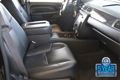 2013 GMC Yukon DENALI NAV BK/CAM REAR DVD HWY MILES CLEAN   - Photo 31 - Stafford, TX 77477