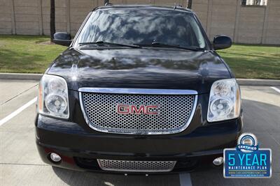 2013 GMC Yukon DENALI NAV BK/CAM REAR DVD HWY MILES CLEAN   - Photo 2 - Stafford, TX 77477