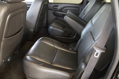 2013 GMC Yukon DENALI NAV BK/CAM REAR DVD HWY MILES CLEAN   - Photo 36 - Stafford, TX 77477