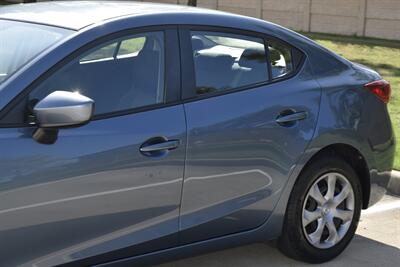 2014 Mazda MAZDA3 i Sport 6SPD MANUAL 59K LOW MILES ALL POWER CLEAN   - Photo 9 - Stafford, TX 77477