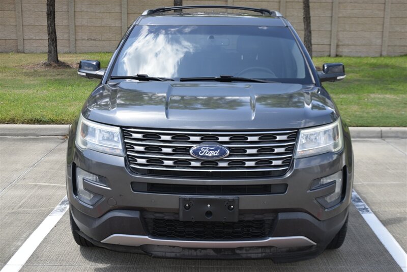 2016 Ford Explorer XLT AWD LTHR HTD SEATS HWY MILES FRESH TRADE  