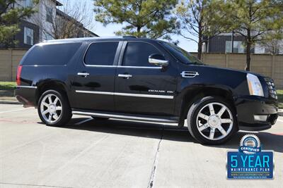 2013 Cadillac Escalade ESV LUXURY AWD NAV BK/CAM S/ROOF FRESH TRADE   - Photo 1 - Stafford, TX 77477