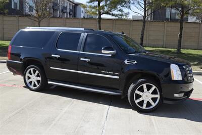 2013 Cadillac Escalade ESV LUXURY AWD NAV BK/CAM S/ROOF FRESH TRADE   - Photo 22 - Stafford, TX 77477
