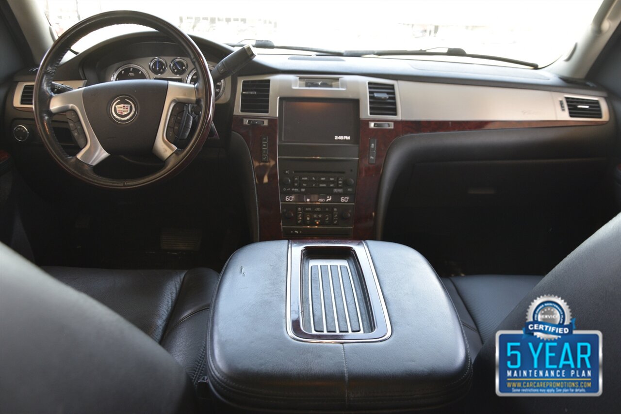 2013 Cadillac Escalade ESV LUXURY AWD NAV BK/CAM S/ROOF FRESH TRADE - Photo 26 - Stafford, TX 77477