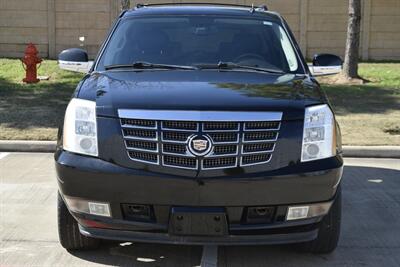 2013 Cadillac Escalade ESV LUXURY AWD NAV BK/CAM S/ROOF FRESH TRADE   - Photo 2 - Stafford, TX 77477