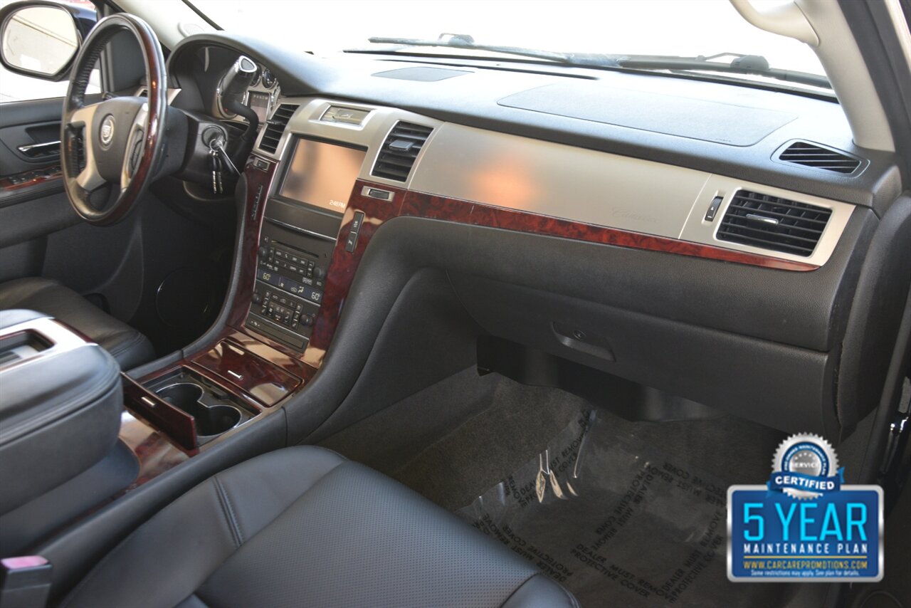 2013 Cadillac Escalade ESV LUXURY AWD NAV BK/CAM S/ROOF FRESH TRADE - Photo 29 - Stafford, TX 77477