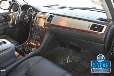 2013 Cadillac Escalade ESV LUXURY AWD NAV BK/CAM S/ROOF FRESH TRADE   - Photo 29 - Stafford, TX 77477