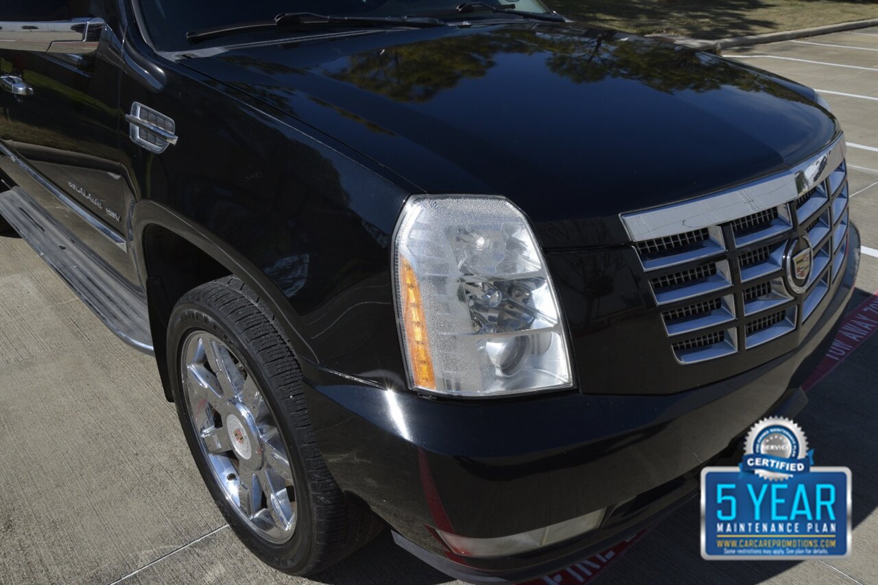 2013 Cadillac Escalade ESV LUXURY AWD NAV BK/CAM S/ROOF FRESH TRADE - Photo 11 - Stafford, TX 77477