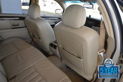 2006 Lincoln Town Car SIGNATURE CARRIAGE TOP 50K LOW MILES FRESH TRADE   - Photo 34 - Stafford, TX 77477
