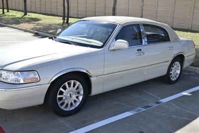 2006 Lincoln Town Car SIGNATURE CARRIAGE TOP 50K LOW MILES FRESH TRADE   - Photo 7 - Stafford, TX 77477