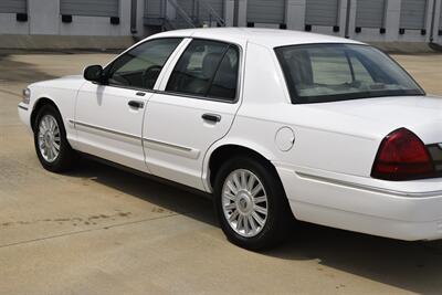 2008 Mercury Grand Marquis LS LEATHER INT 67K ORIG MILES FRESH TRADE IN CLEAN   - Photo 15 - Stafford, TX 77477