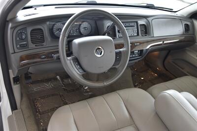 2008 Mercury Grand Marquis LS LEATHER INT 67K ORIG MILES FRESH TRADE IN CLEAN   - Photo 28 - Stafford, TX 77477