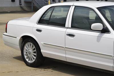 2008 Mercury Grand Marquis LS LEATHER INT 67K ORIG MILES FRESH TRADE IN CLEAN   - Photo 8 - Stafford, TX 77477